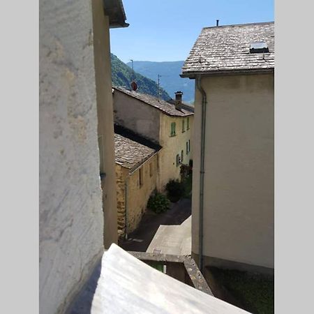 Villa Bezauberndes Haus für erholsame Ferien im Puschlav Campascio Exterior foto